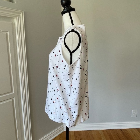 Croft & Barrow extra large red white and blue tank stars July 4th  fireworks - Picture 5 of 8